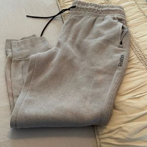 Men’s Reebok joggers in very good condition medium